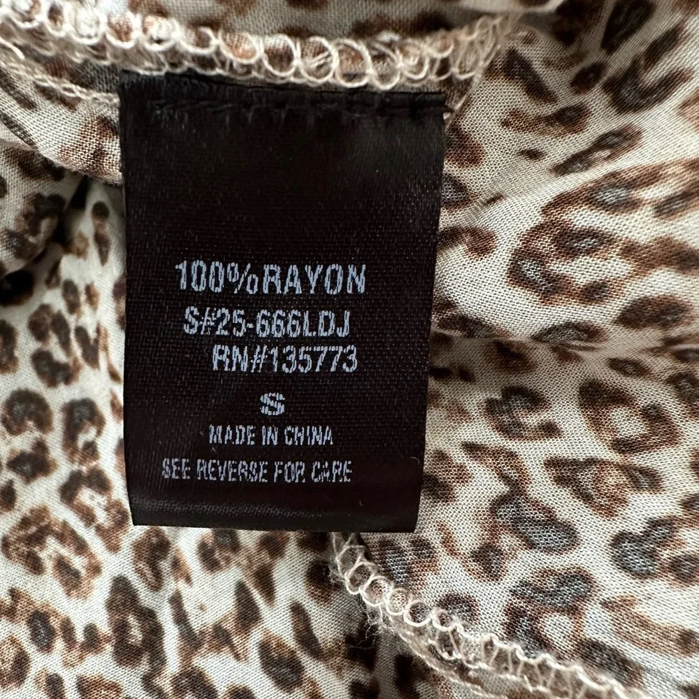 Vici Leopard Long Sleeve Shift Dress - Picture 8 of 9